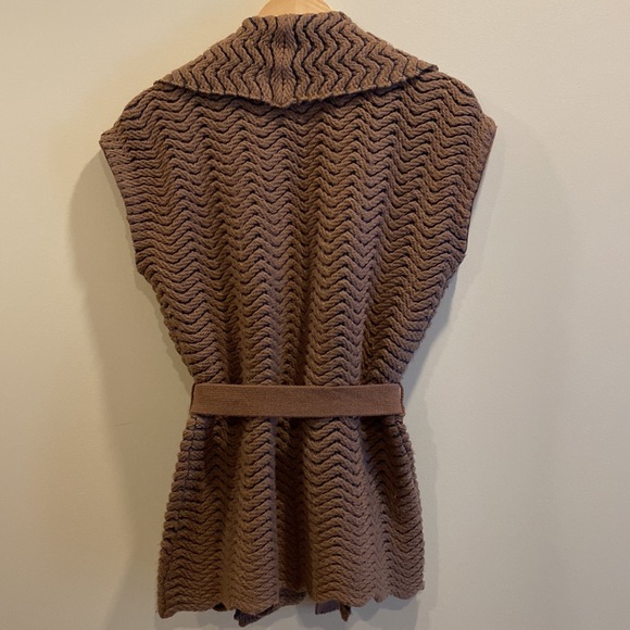 DEX Knitted Wrap Vest - Picture 5 of 10